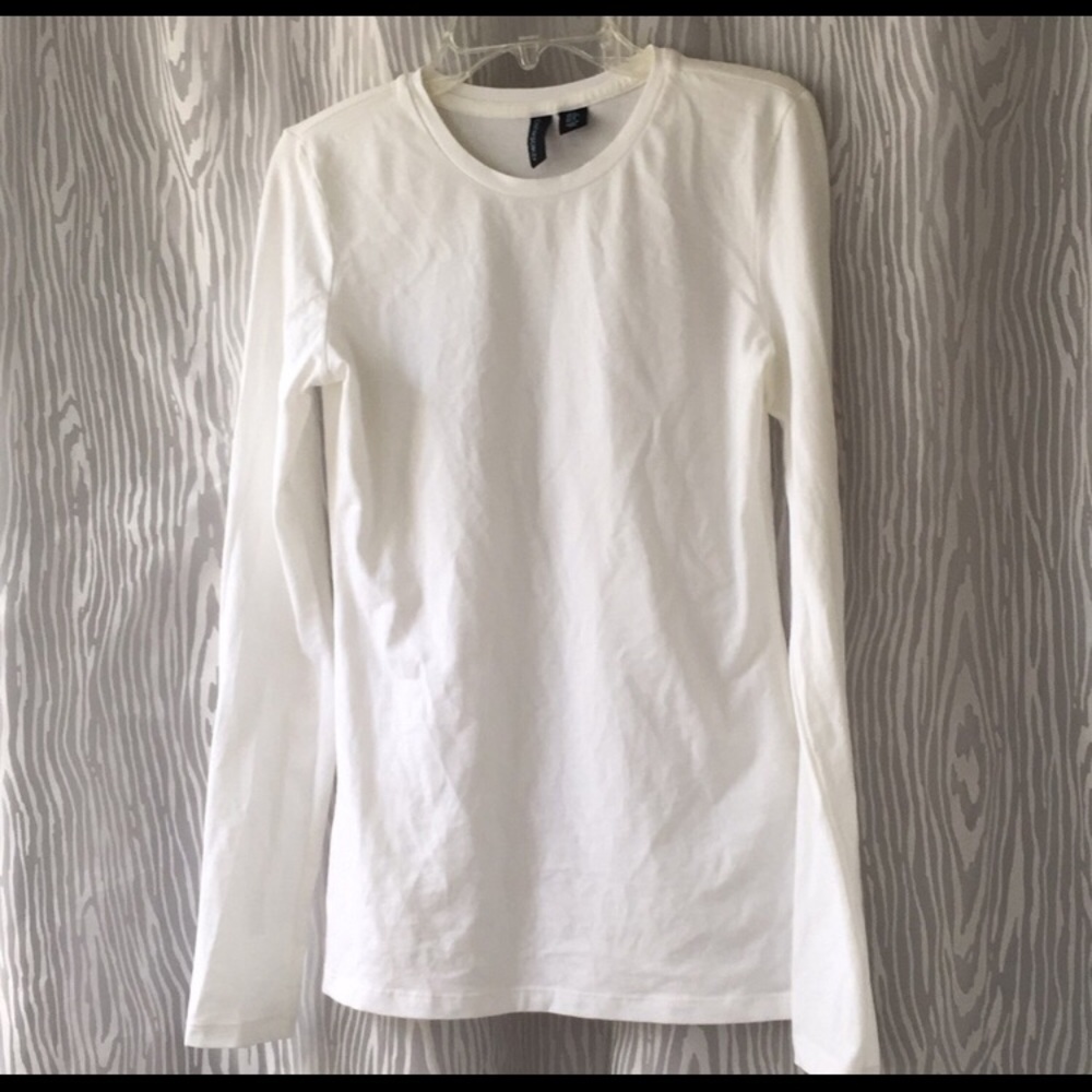 Soft & stretchy long sleeve